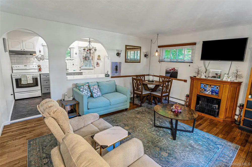 577 Wood Road Mahopac, NY 10541