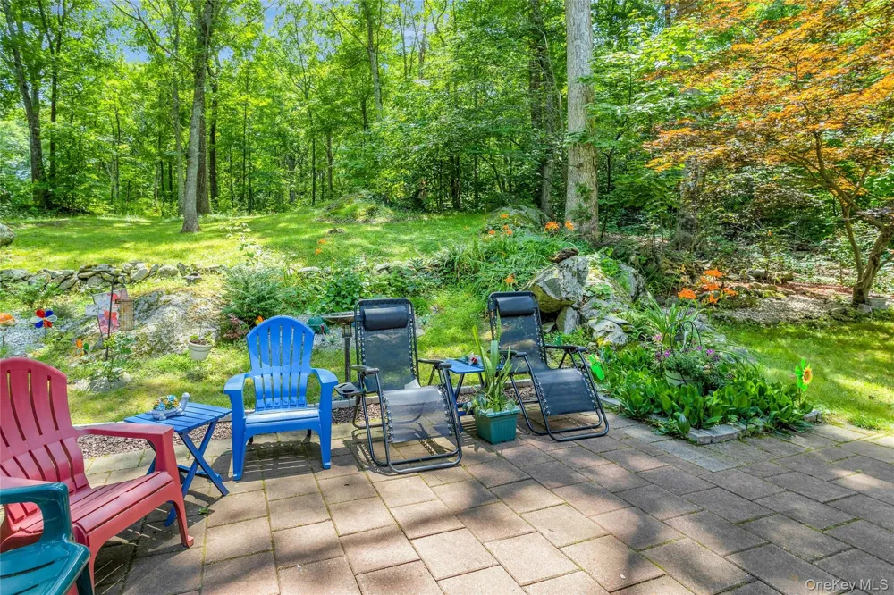 577 Wood Road Mahopac, NY 10541