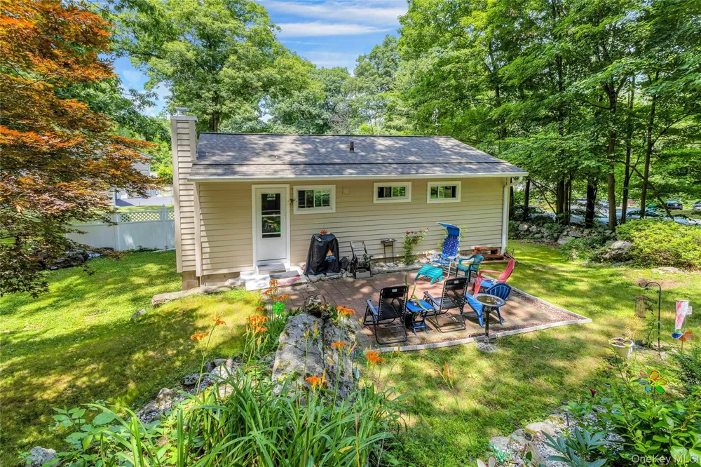 577 Wood Road Mahopac, NY 10541