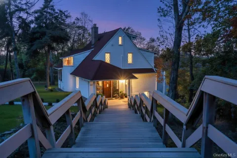 11 Buena Vista Road