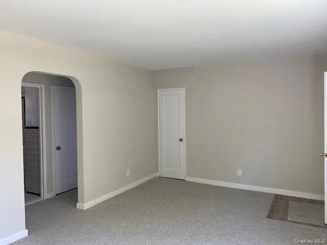 260-18 75th Avenue #1st fl Glen Oaks, NY 11004