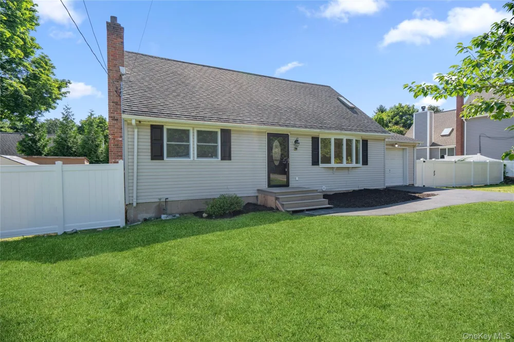 325 Harrison Avenue Miller Place, NY 11764