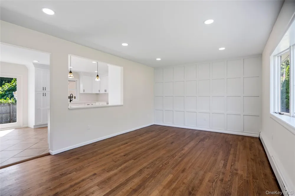 325 Harrison Avenue Miller Place, NY 11764