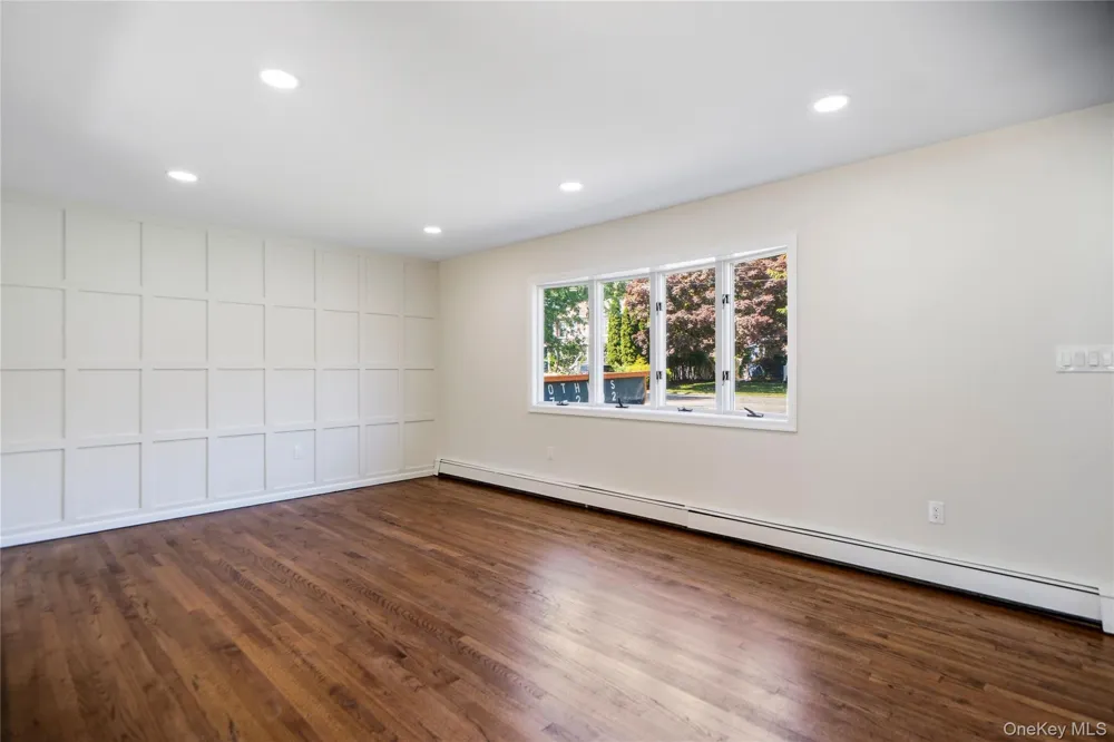 325 Harrison Avenue Miller Place, NY 11764