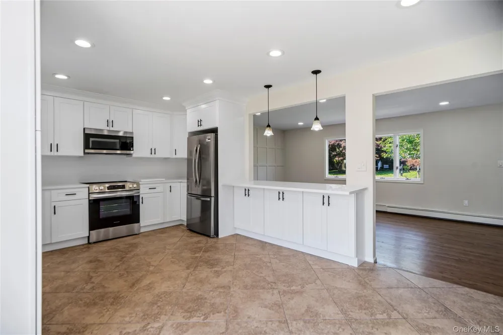 325 Harrison Avenue Miller Place, NY 11764