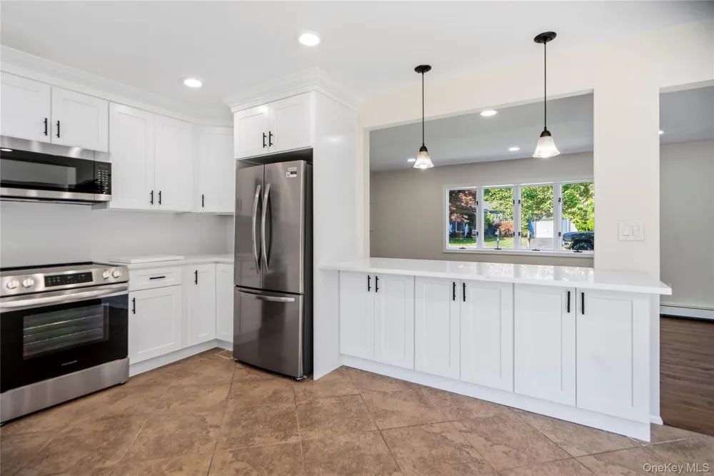325 Harrison Avenue Miller Place, NY 11764