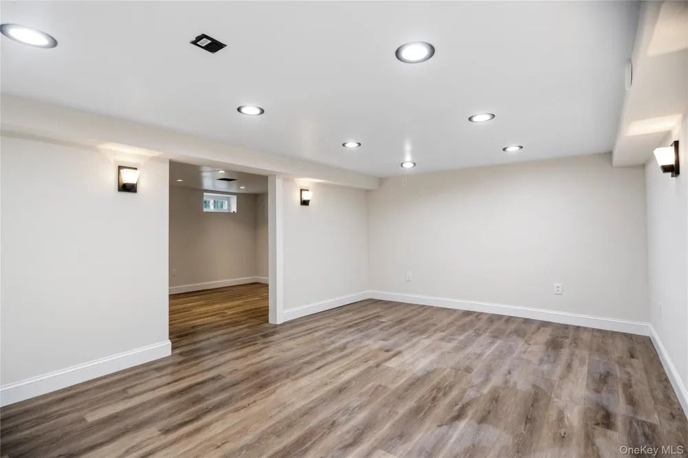 325 Harrison Avenue Miller Place, NY 11764