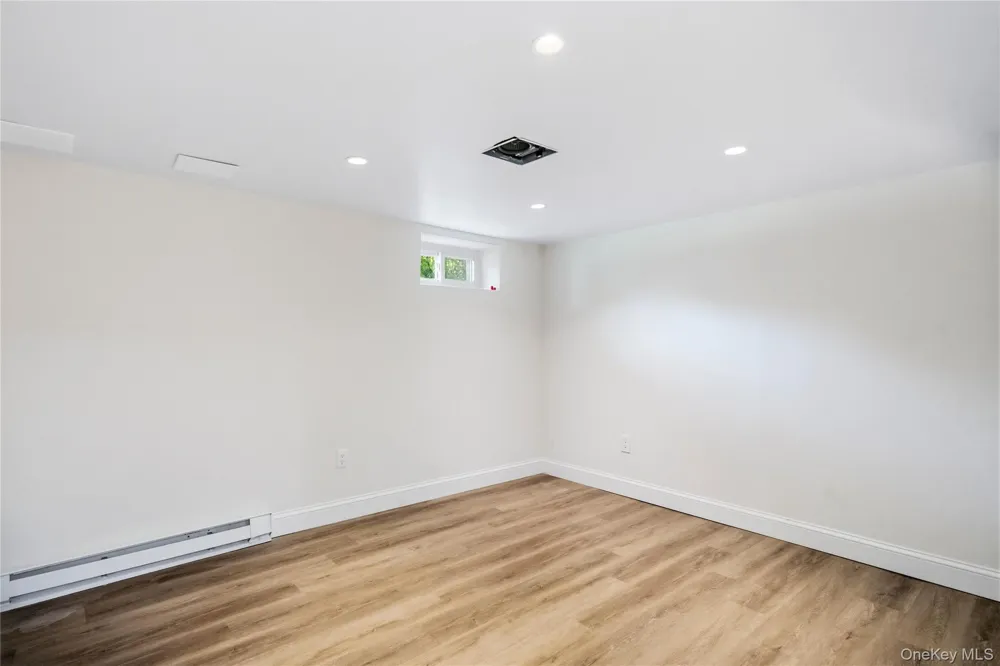 325 Harrison Avenue Miller Place, NY 11764