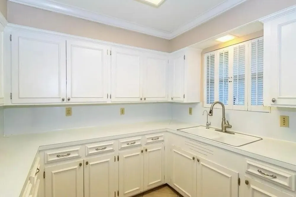 1118 Lincoln Street Alice, TX 78332