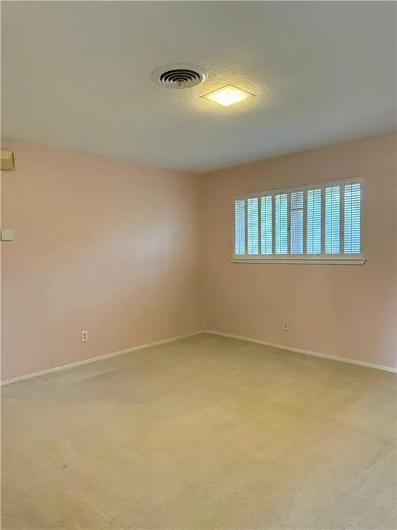 1118 Lincoln Street Alice, TX 78332