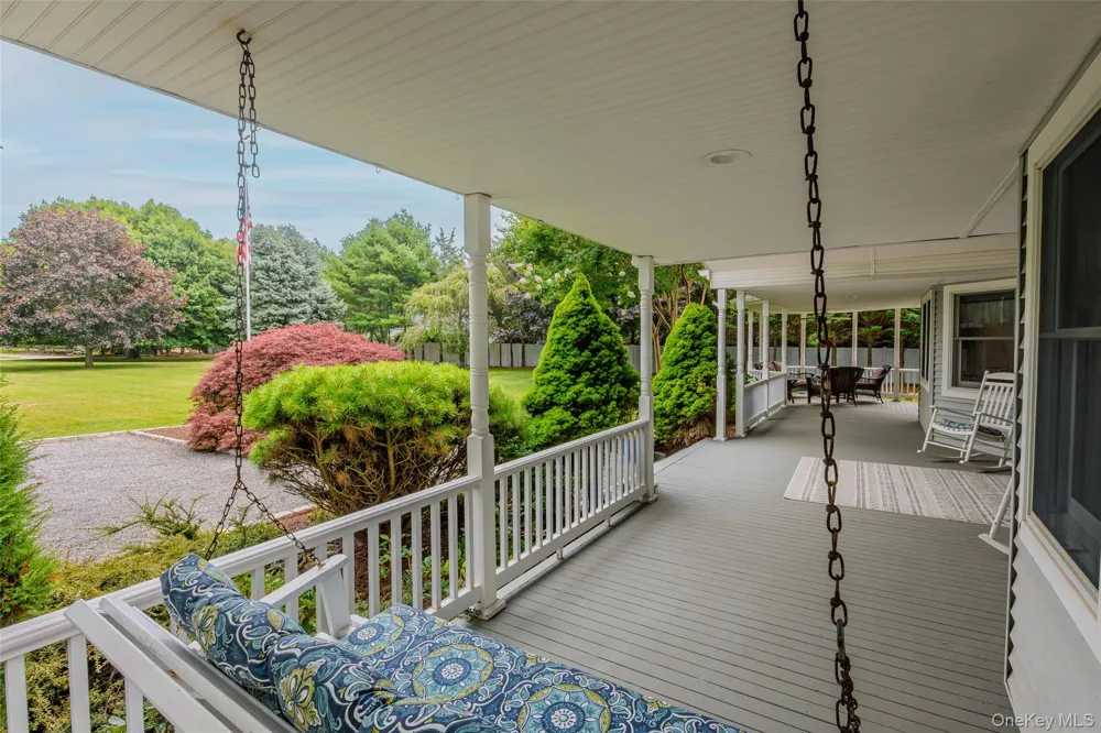 300 Private Road #8 Cutchogue, NY 11935