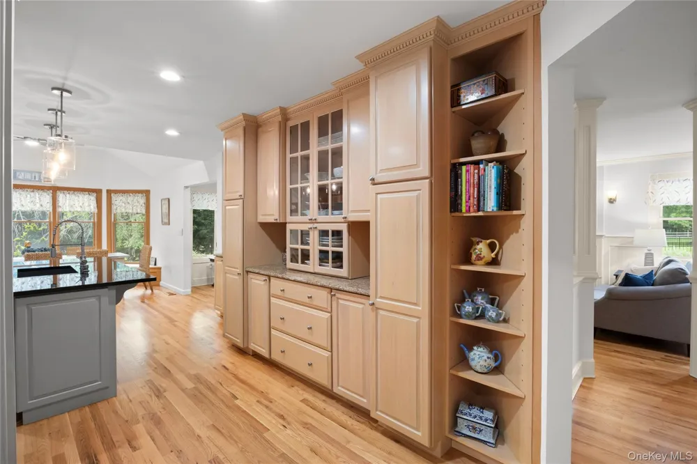 300 Private Road #8 Cutchogue, NY 11935