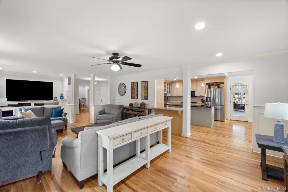 300 Private Road #8 Cutchogue, NY 11935
