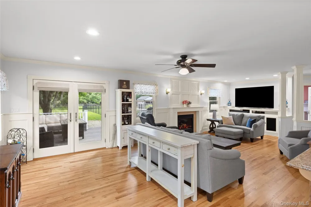 300 Private Road #8 Cutchogue, NY 11935