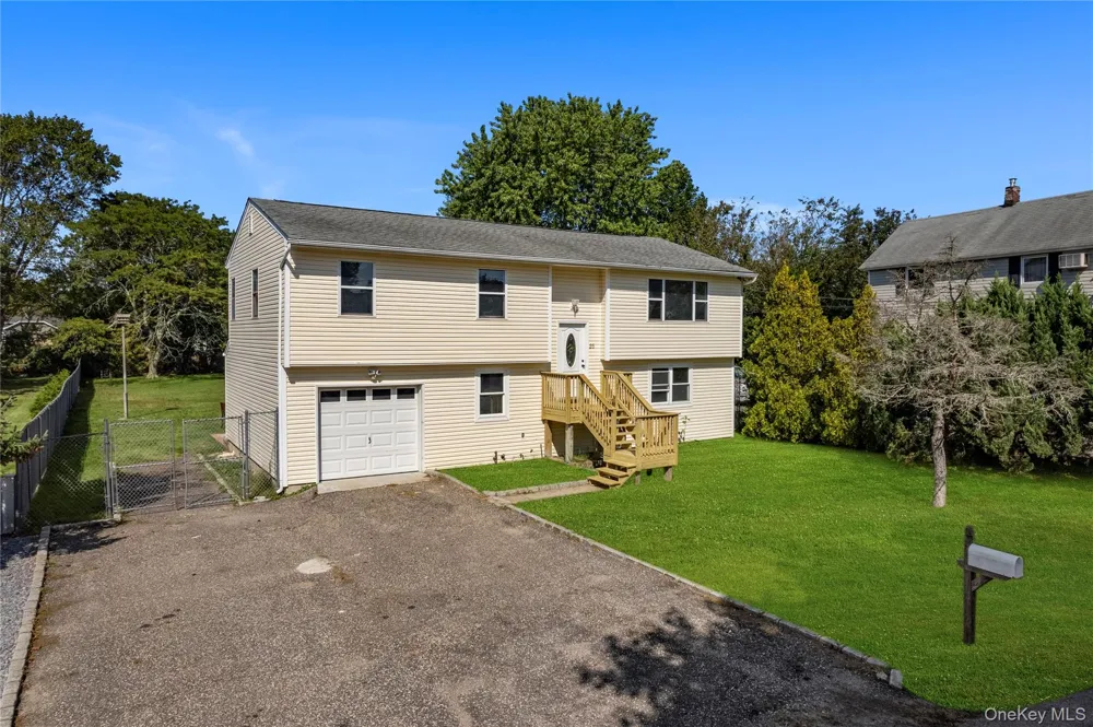 25 Marshall Street Patchogue, NY 11772