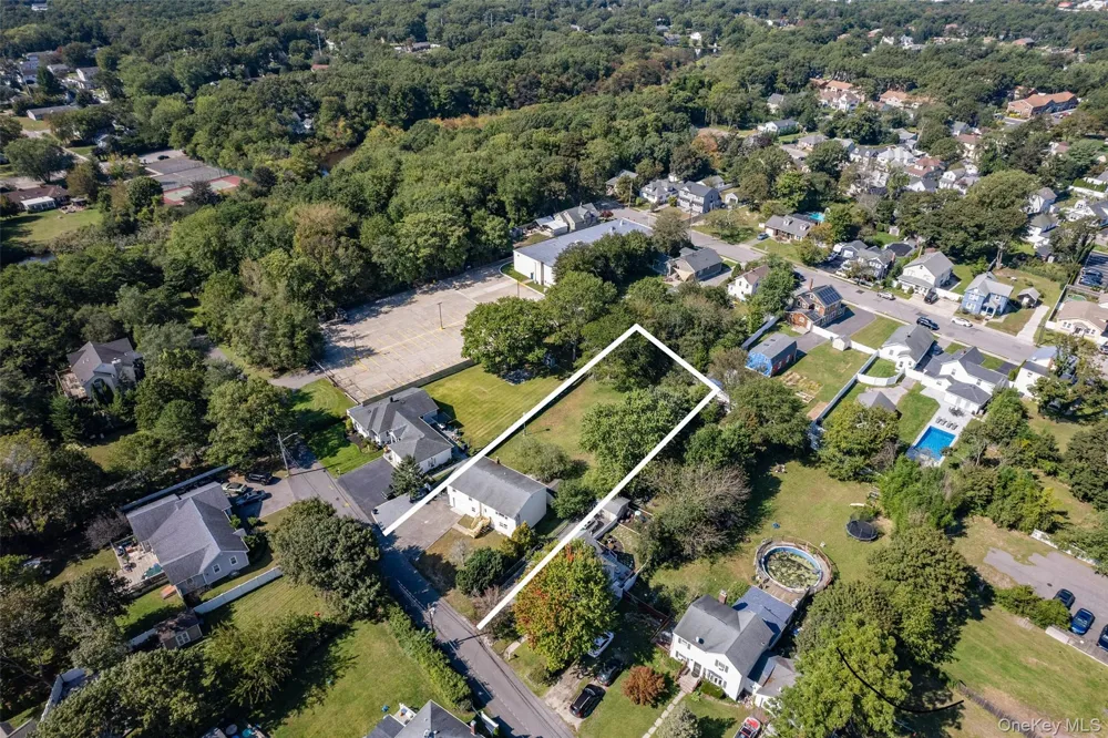 25 Marshall Street Patchogue, NY 11772