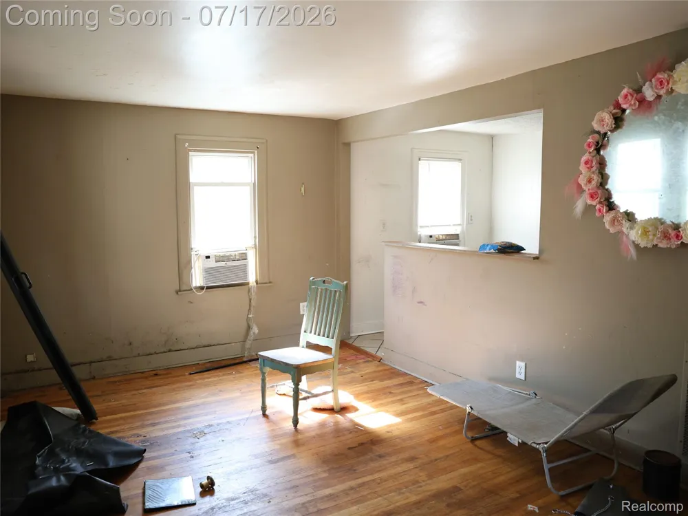 25920 Colgate Street Inkster City, MI 48141