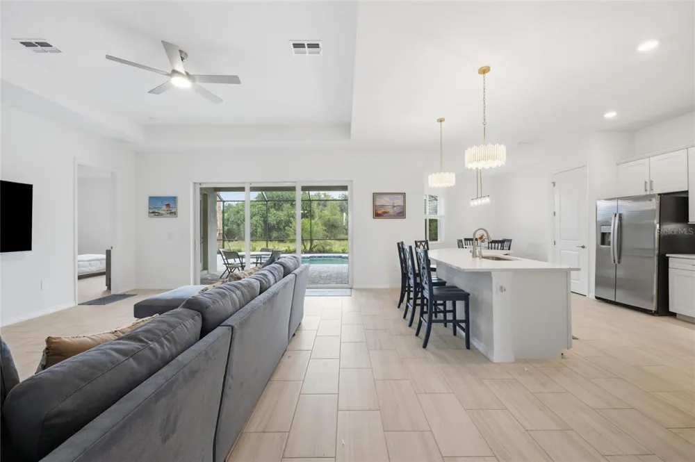 19047 SCALLOP LOOP Lakewood Ranch, FL 34211