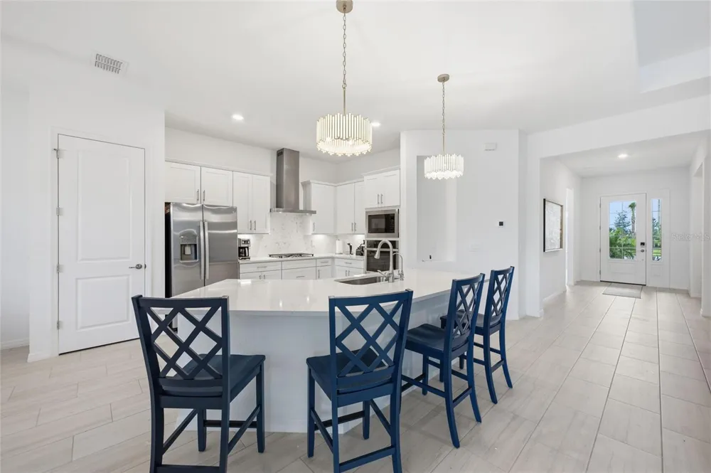 19047 SCALLOP LOOP Lakewood Ranch, FL 34211