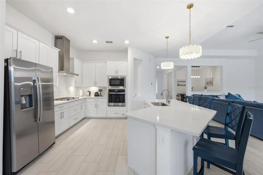 19047 SCALLOP LOOP Lakewood Ranch, FL 34211