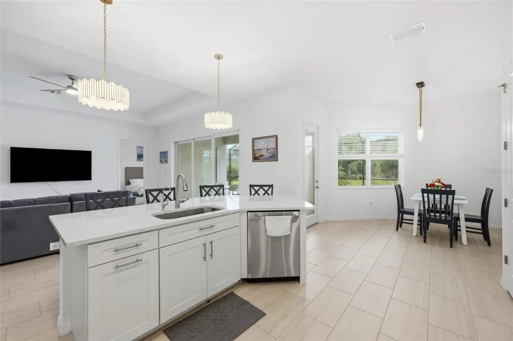 19047 SCALLOP LOOP Lakewood Ranch, FL 34211