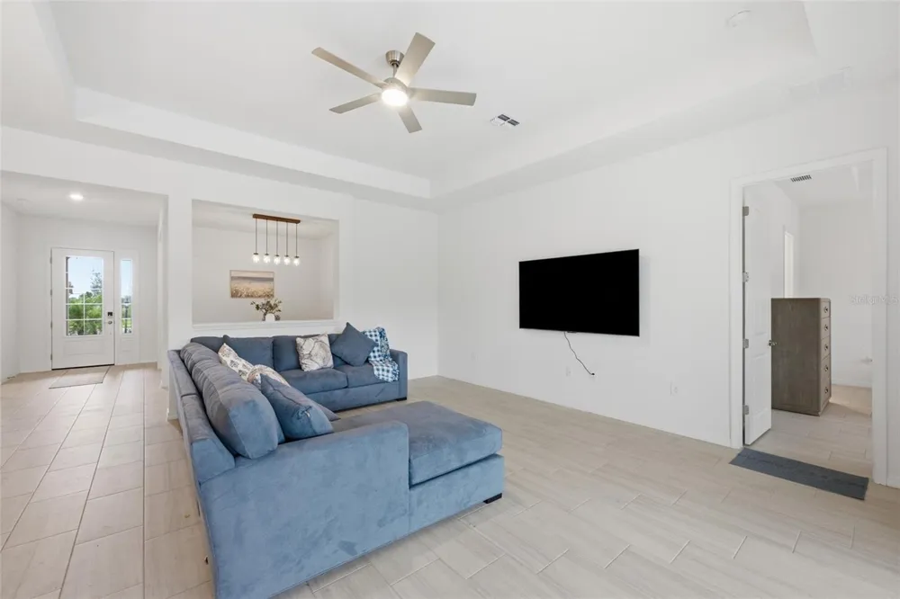 19047 SCALLOP LOOP Lakewood Ranch, FL 34211