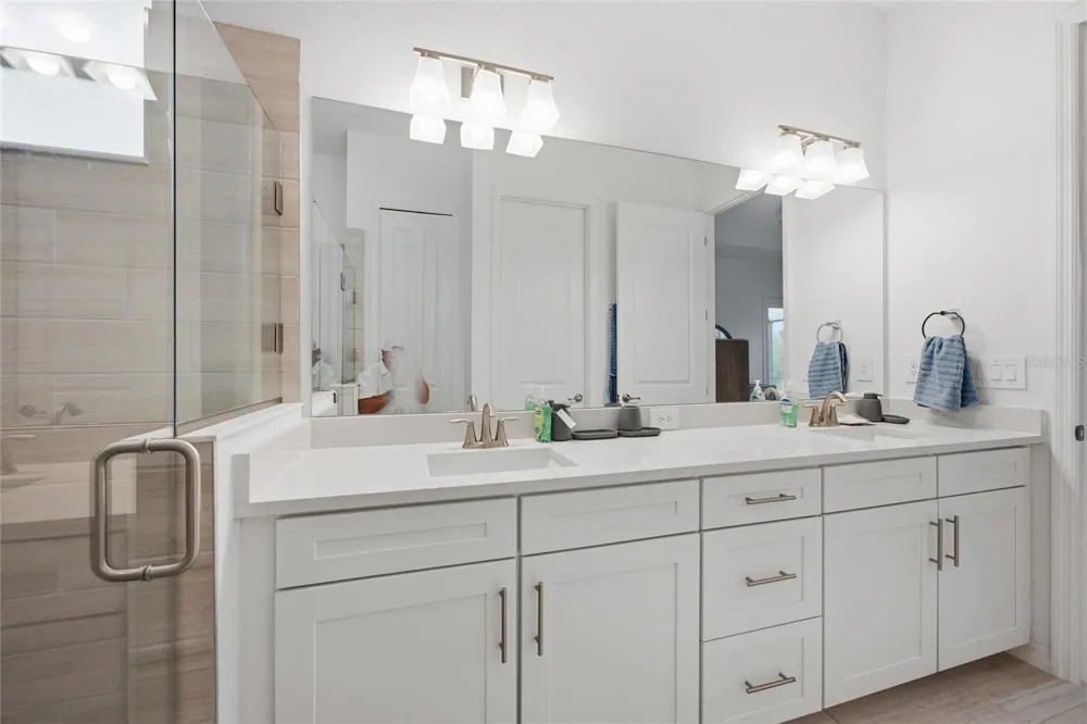 19047 SCALLOP LOOP Lakewood Ranch, FL 34211