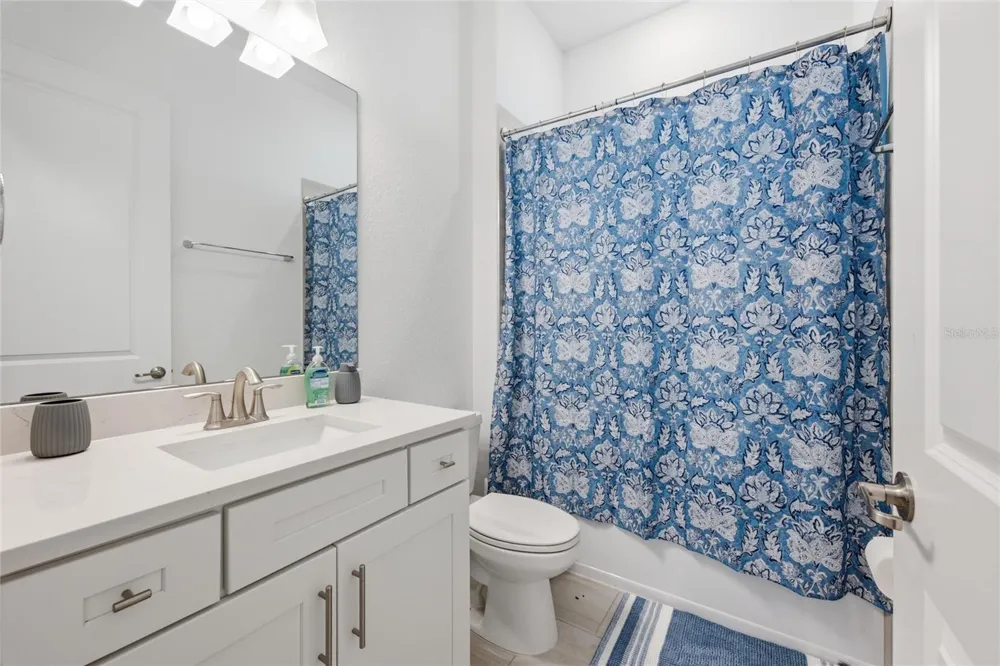 19047 SCALLOP LOOP Lakewood Ranch, FL 34211