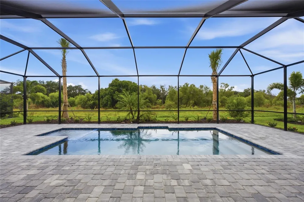 19047 SCALLOP LOOP Lakewood Ranch, FL 34211