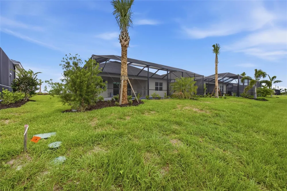 19047 SCALLOP LOOP Lakewood Ranch, FL 34211