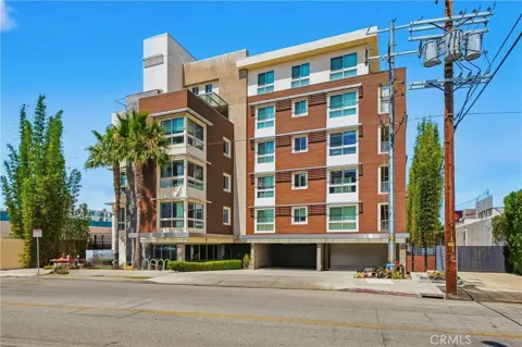 4140 Glencoe Avenue #202