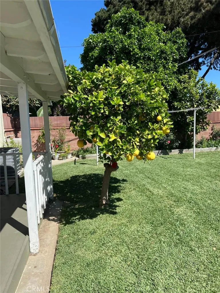 11508 Old River School Downey, CA 90241