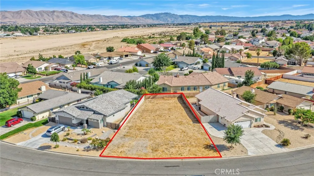12977 Briarcliff Victorville, CA 92395