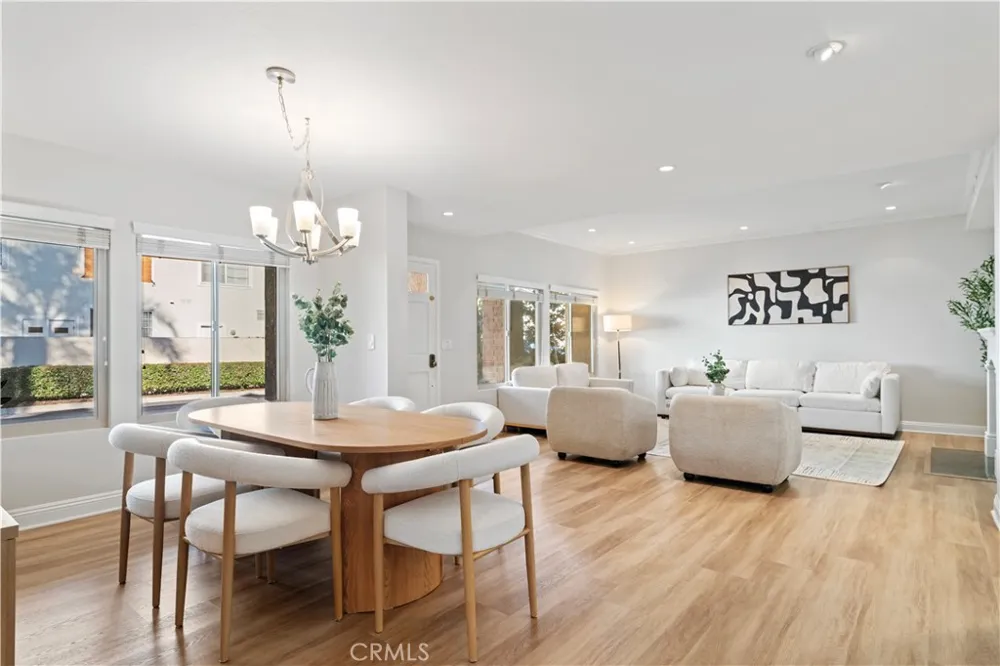 478 E Yale Irvine, CA 92614