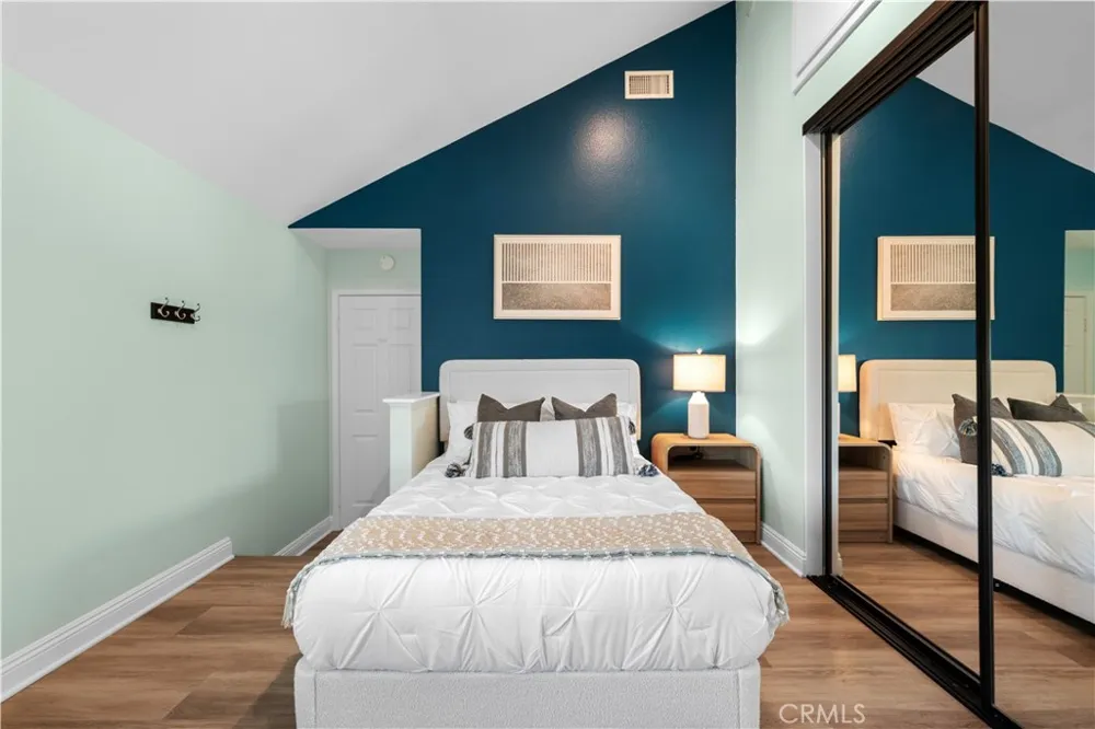478 E Yale Irvine, CA 92614