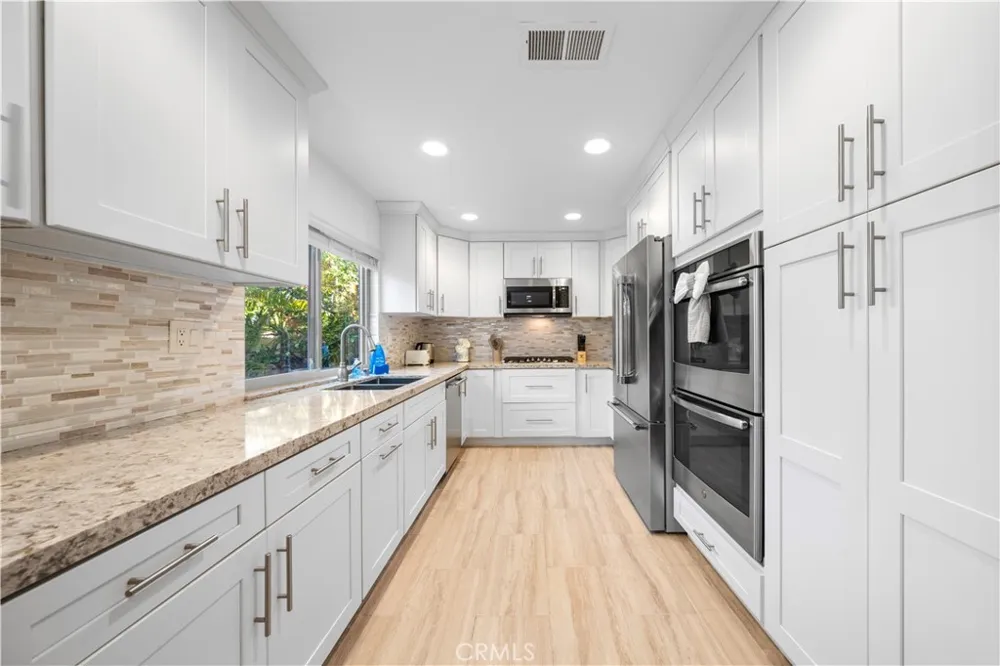 478 E Yale Irvine, CA 92614