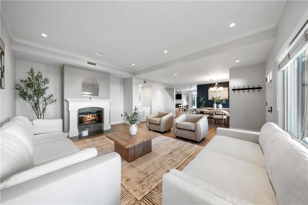 478 E Yale Irvine, CA 92614