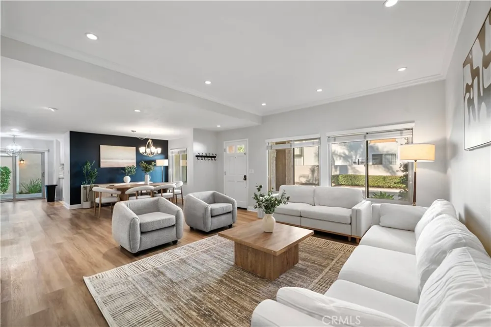478 E Yale Irvine, CA 92614