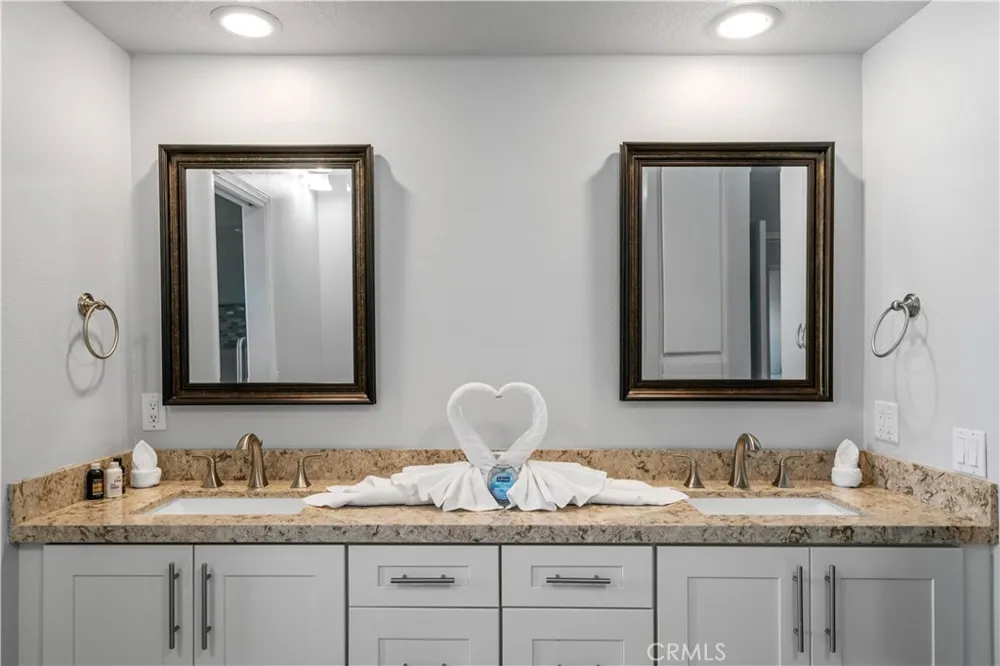 478 E Yale Irvine, CA 92614