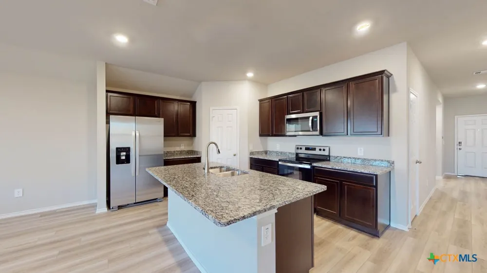 521 Hector Loop Georgetown, TX 78626