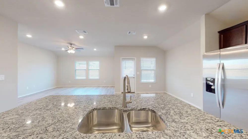 521 Hector Loop Georgetown, TX 78626
