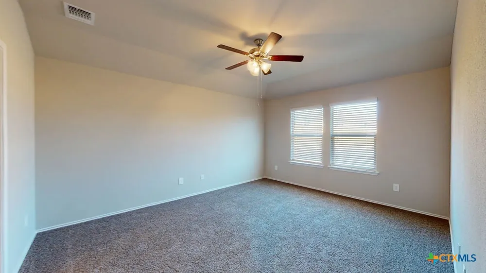 521 Hector Loop Georgetown, TX 78626