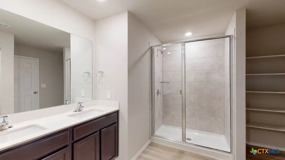 521 Hector Loop Georgetown, TX 78626