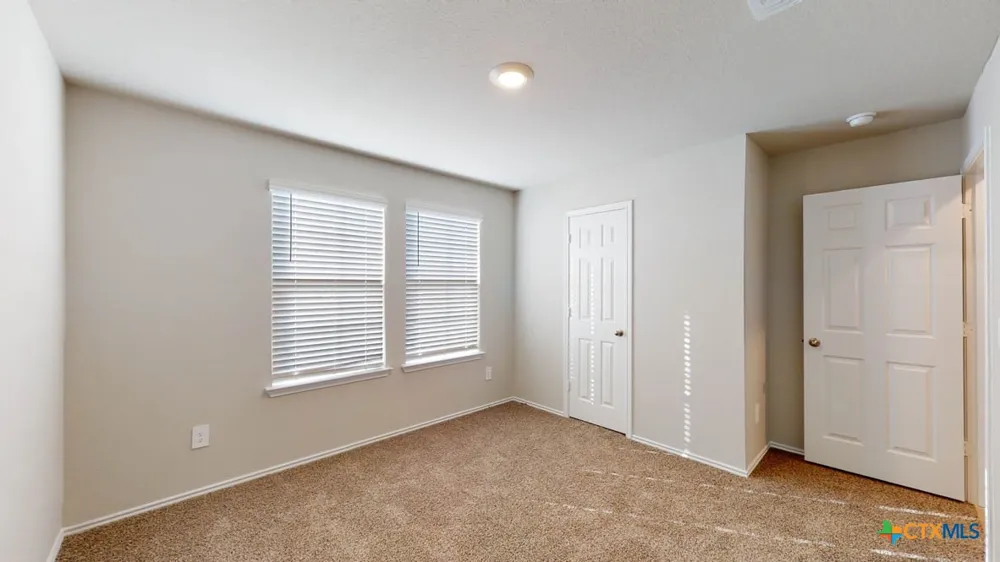 521 Hector Loop Georgetown, TX 78626