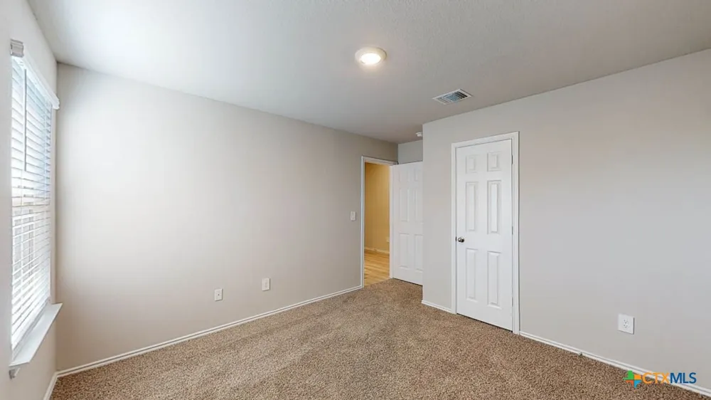 521 Hector Loop Georgetown, TX 78626