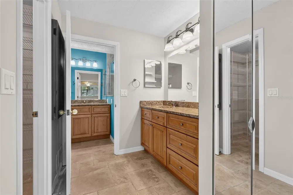 3781 COUNTRYSIDE ROAD Sarasota, FL 34233