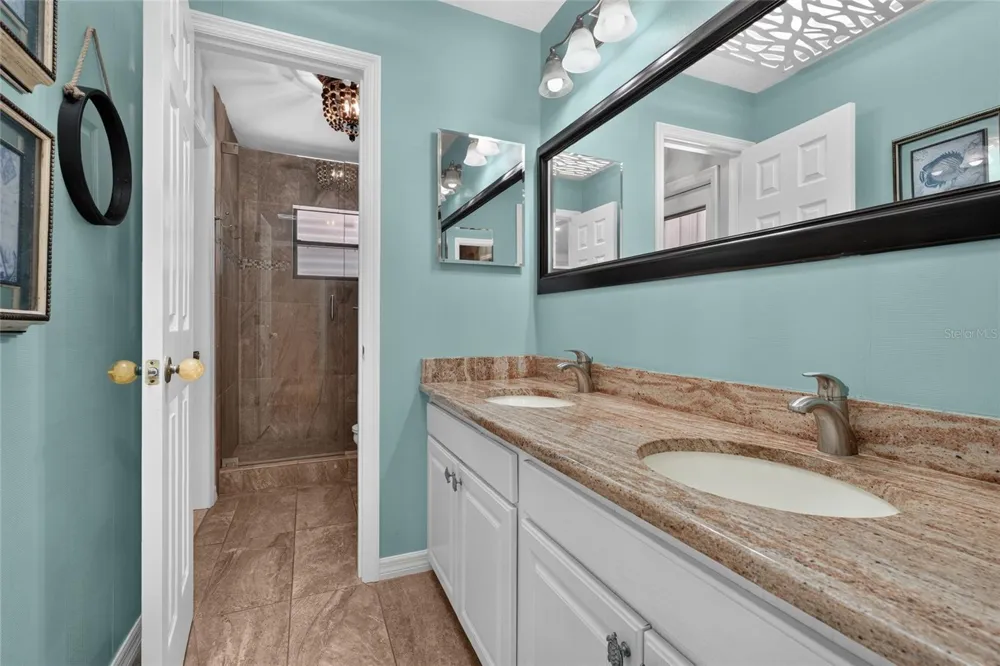 3781 COUNTRYSIDE ROAD Sarasota, FL 34233