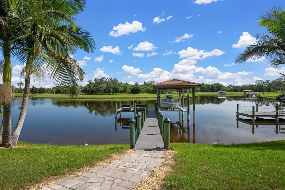 14115 11TH TERRACE NE Bradenton, FL 34212