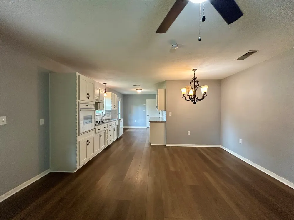111 S Canton Street Mexia, TX 76667