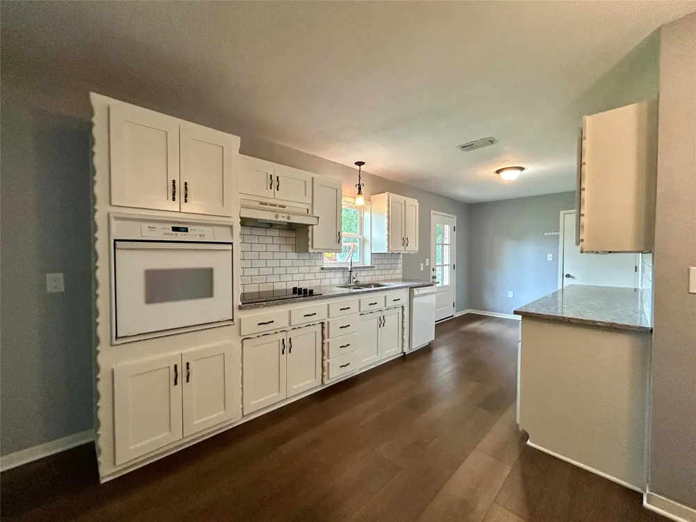 111 S Canton Street Mexia, TX 76667